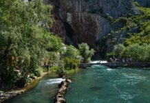 Earthquake Damage and Repairs in the Late 10th Century